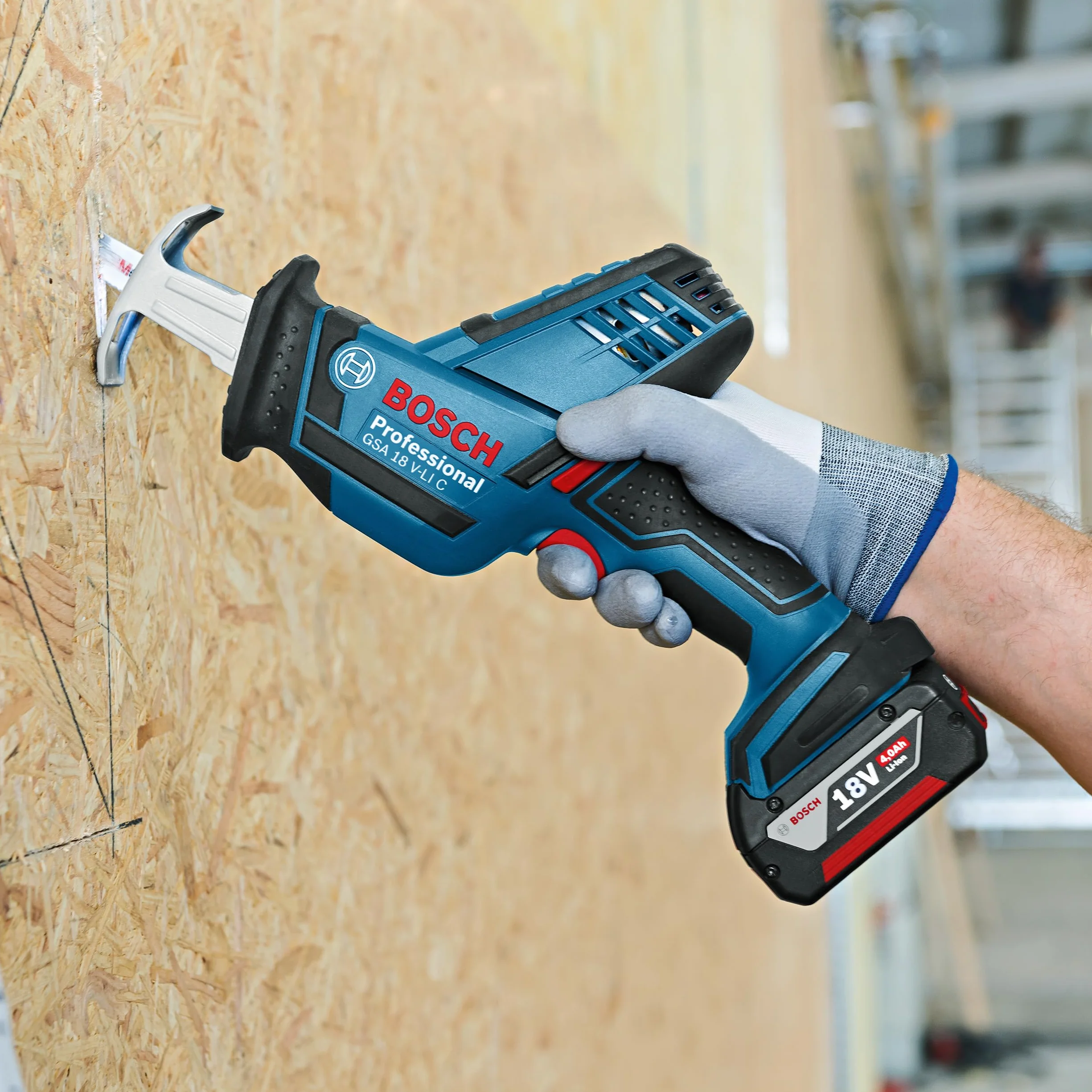 Bosch Professional 18V System GSA 18 V-LI C - Sierra sable a batería (0 - 3050 cpm, profundidad de corte 200 mm, sin batería, en caja)