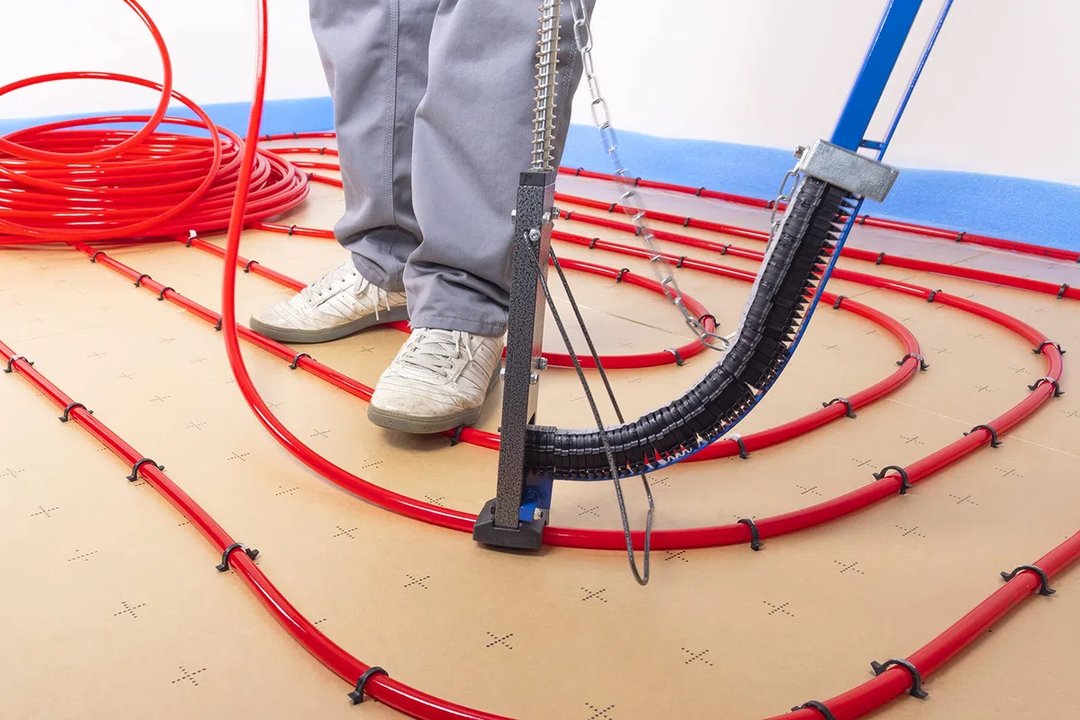 Grapadora para Tubos de Suelo Radiante | Herramienta Ergonómica para Fijación Rápida con Grapas | Ligera, Resistente y Precisa | NOYON & THIEBAULT