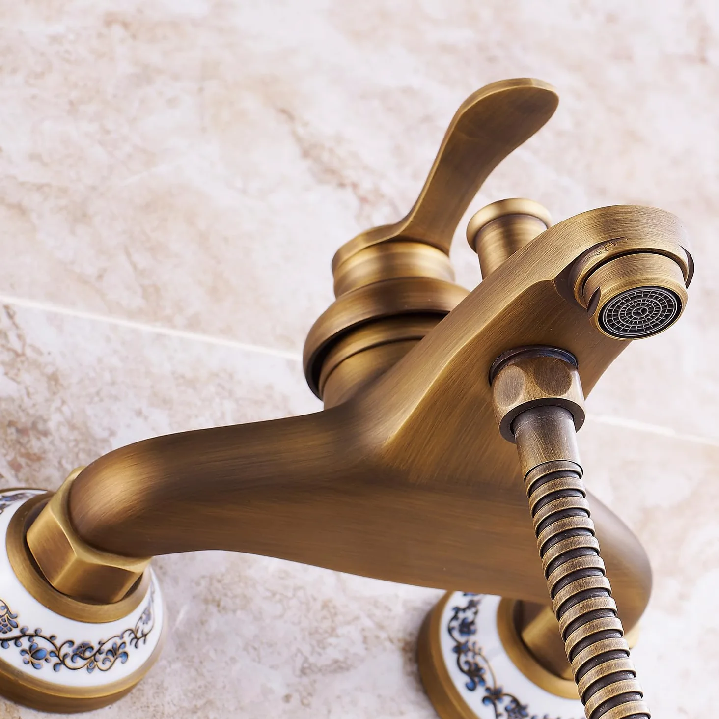 HomeLava Grifo de latón antiguo para bañera con ducha de mano, grifo de pared, diseño nostálgico
