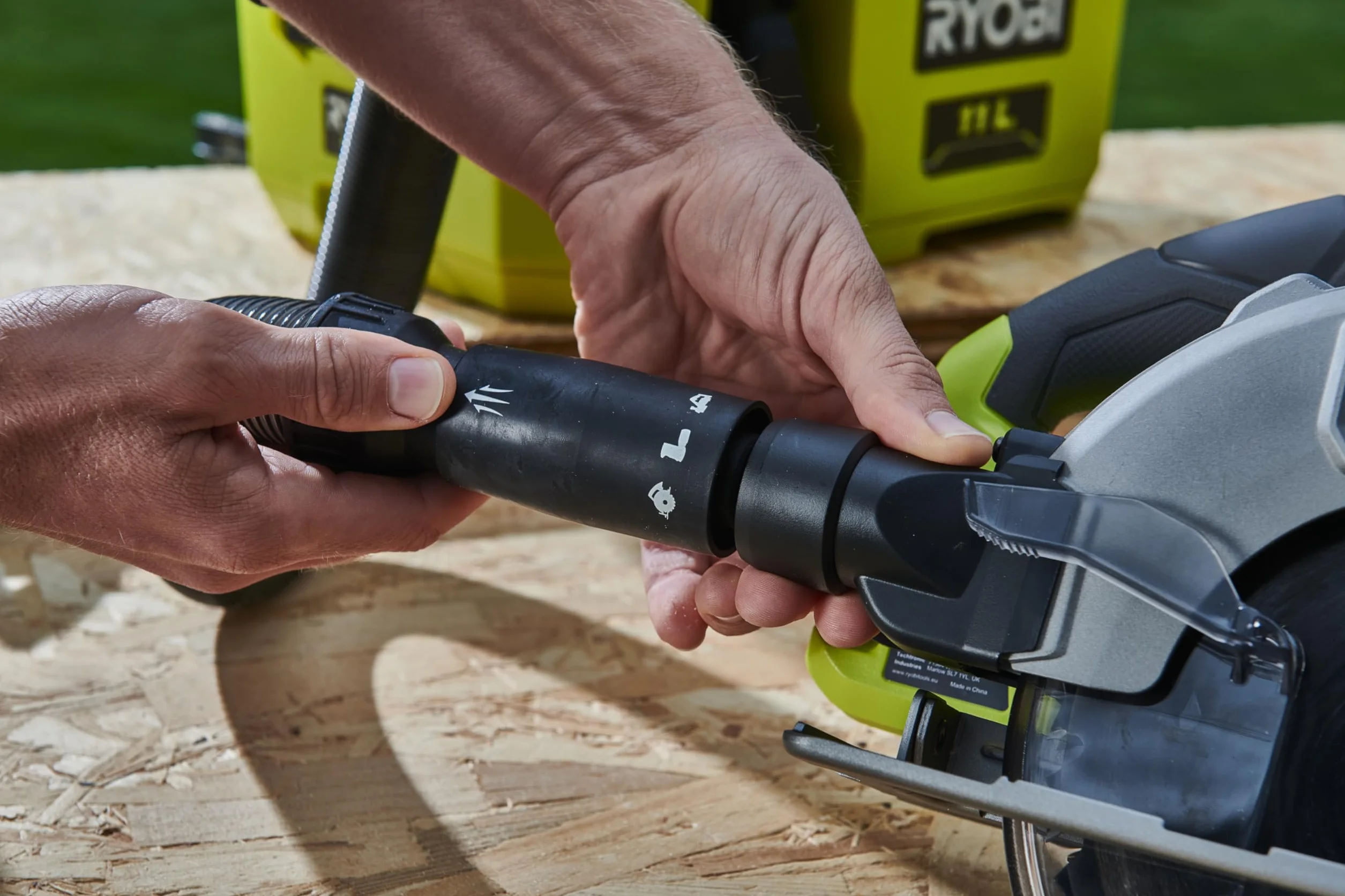Ryobi RCS18BL-0 18V ONE+ - Sierra circular inalámbrica sin escobillas de 184 mm (herramienta desnuda)