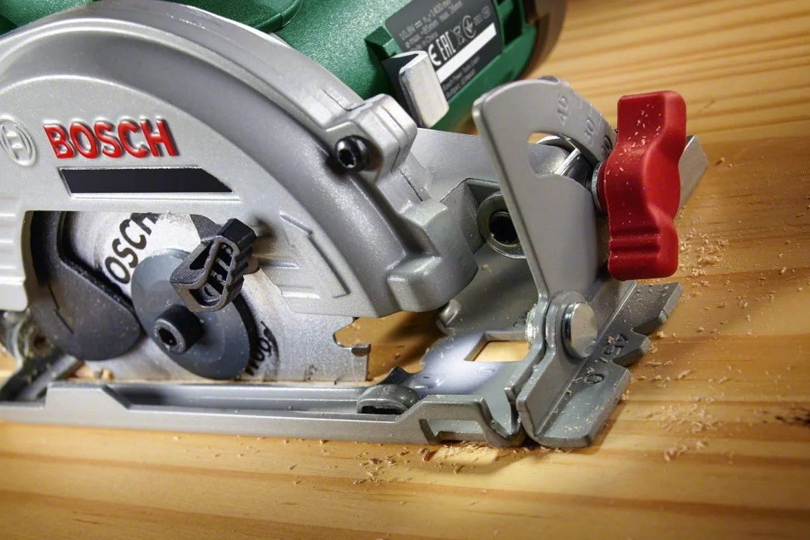 Bosch sierra circular a batería UniversalCirc 12 (sin batería, sistema de 12 voltios, en caja)