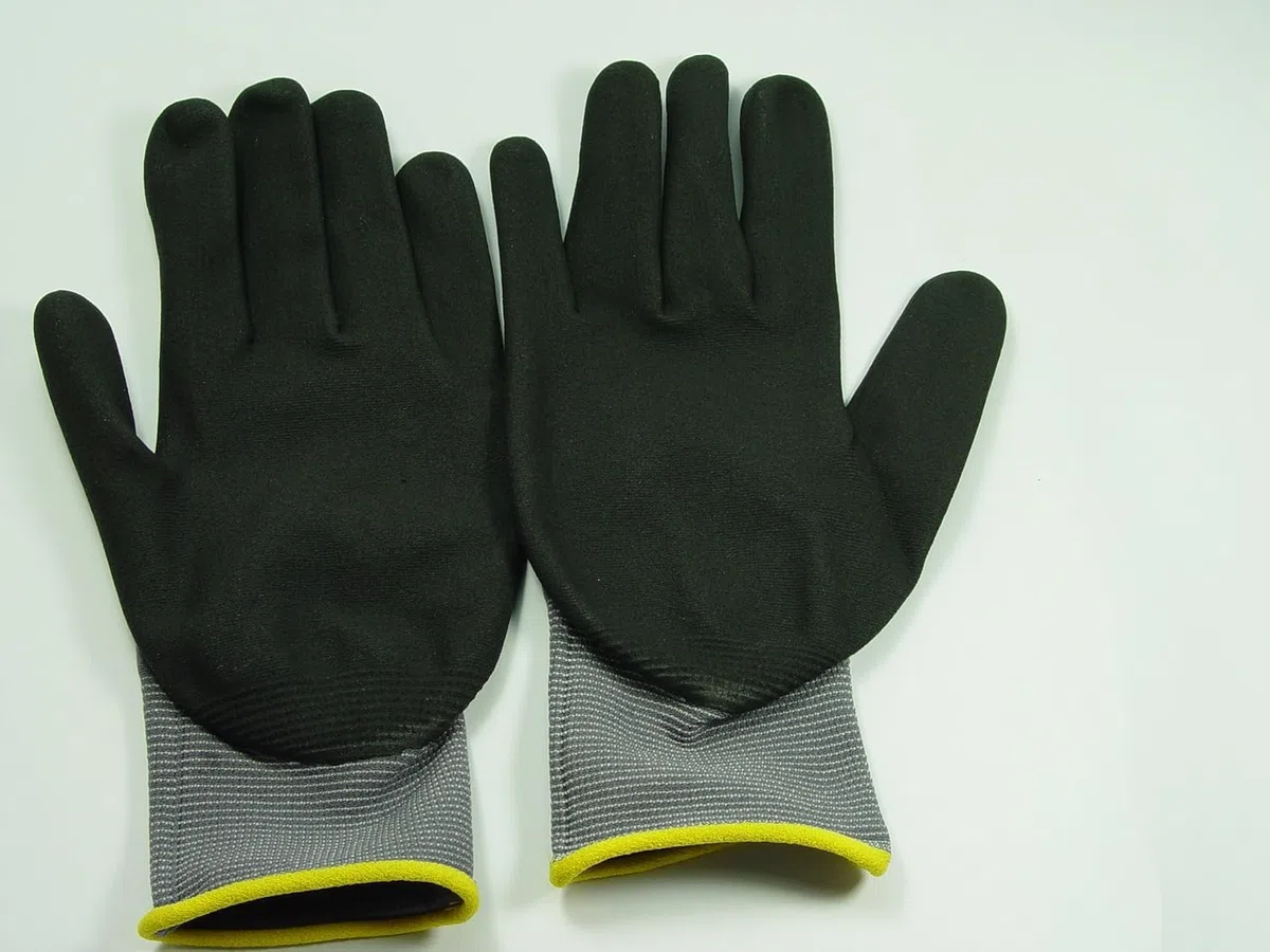 ATG MaxiFlex Ultimate - Guantes de nailon para montaje (12 pares, talla 10)