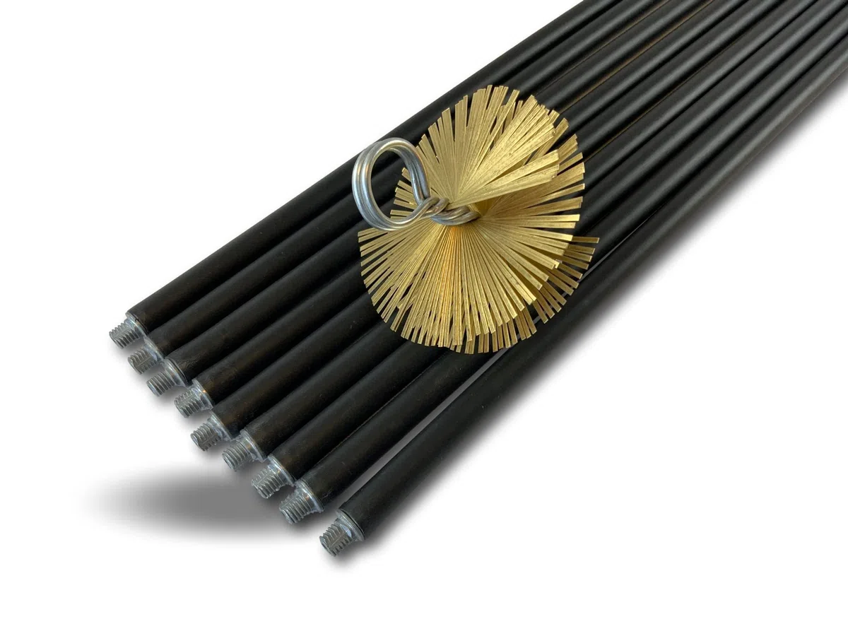 Kit clásico de limpieza para conductos no revestidos | Cepillo de acero plano | Ø 150 mm | 9 * 1,4 m | 9 varillas negras Ø 17 mm huecas | Chimeneas | Kibros 4KIT150ALO