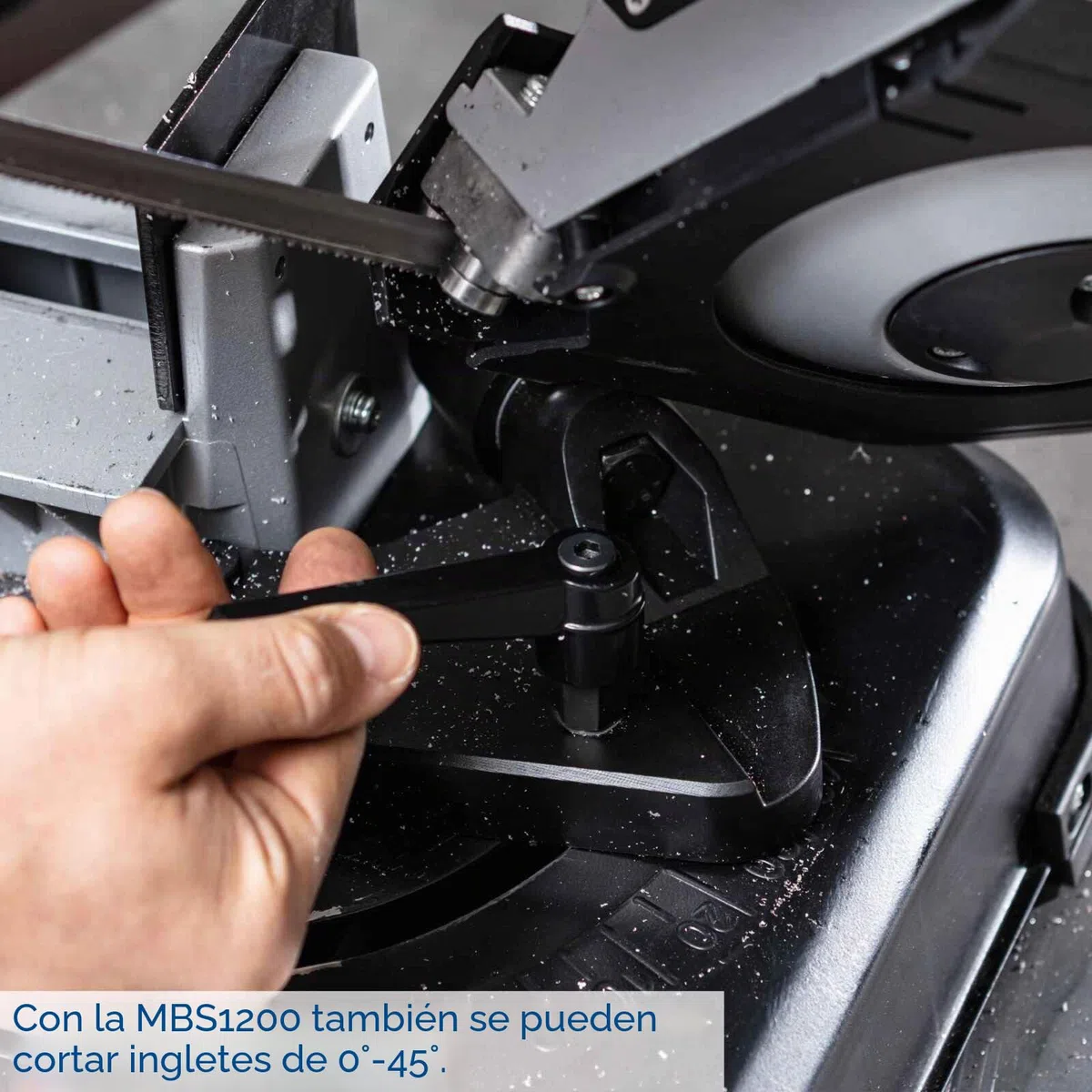 Scheppach - Sierra de cinta para metales MBS1200 | 1200W | Corte 127x127mm | Velocidad variable: 0,7-2,4 m/s | Ligera, manejable y extraíble para uso eléctrico | LED&Segunda hoja incluida