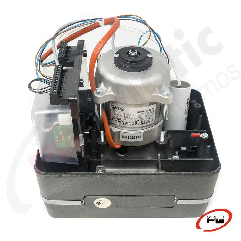 Motor para cancela o puerta de garaje corredera de hasta 600 Kg. Modelo: VDS SIMPLY 230V 600K. Incluye cuadro de maniobras y base de fijación.