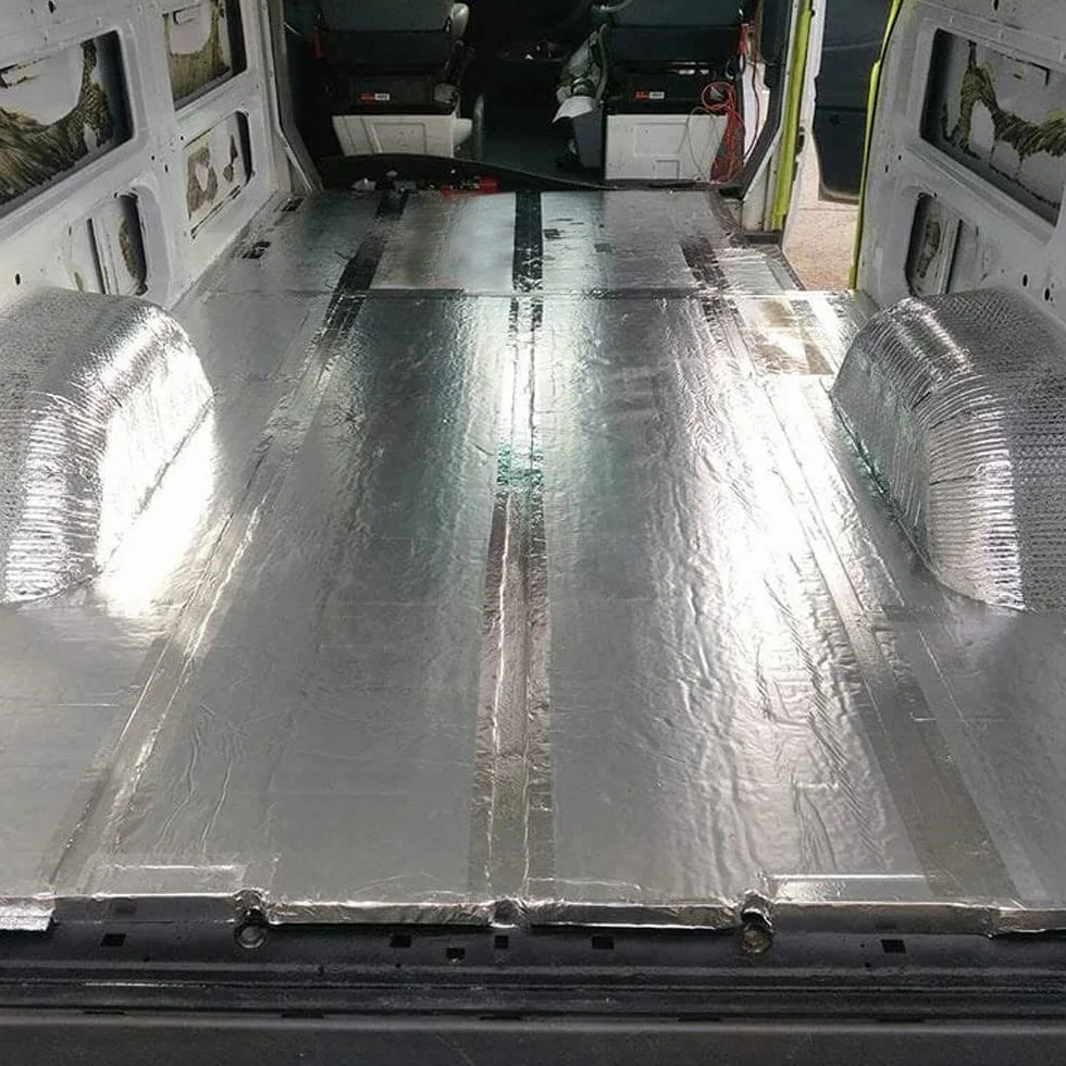 Aislante térmico reflexivo AUTOADHESIVO 100% aluminio (5m x 60cm). Radiadores, caravanas, furgonetas, trasteros, persianas, portales