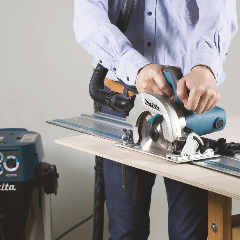 Makita – Sierra circular de mano 64 mm, 1050 W, en MAKPAC) hs6601j