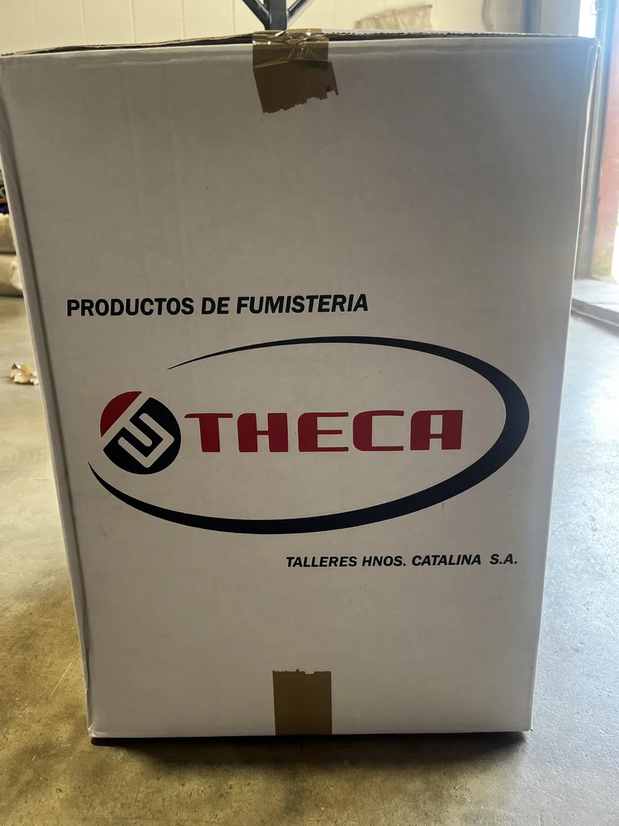 Estufa de Leña Económica, Montaje en Suelo, Combustible Madera, Cuerpo de Chapa, L4 ECONOMICA, 38x38x65 cm, 15 kg