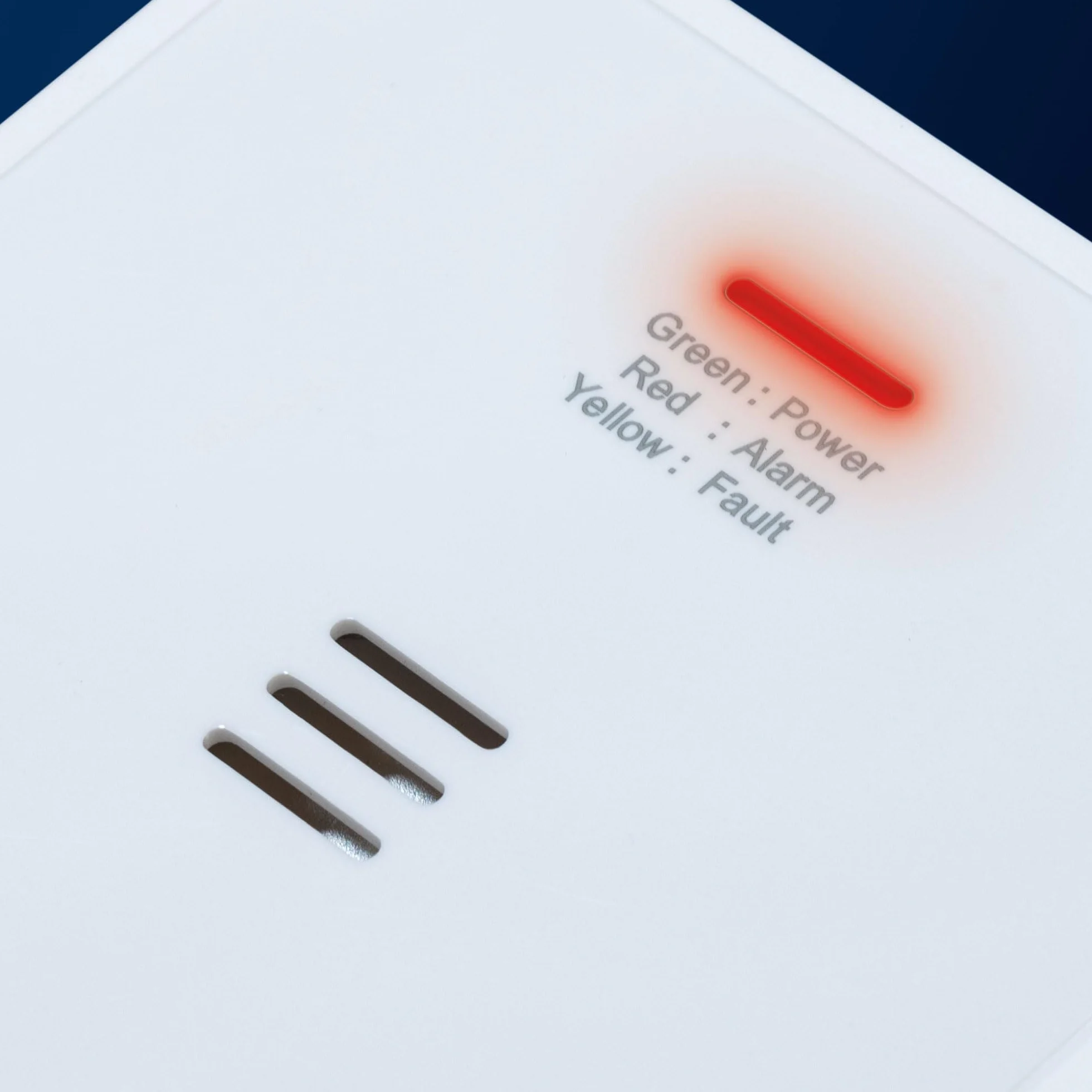 ABUS Detector de monóxido de carbono COWM370 - detector de CO para viviendas con sensor de 7 años de duración, potente alarma de 85 dB; botón de prueba y 3 años de duración de las pilas - blanco