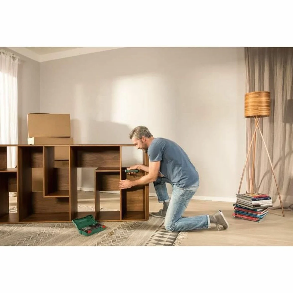 Bosch atornillador a batería PushDrive (3,6 V, 32 puntas de atornillar, caja de almacenamiento)