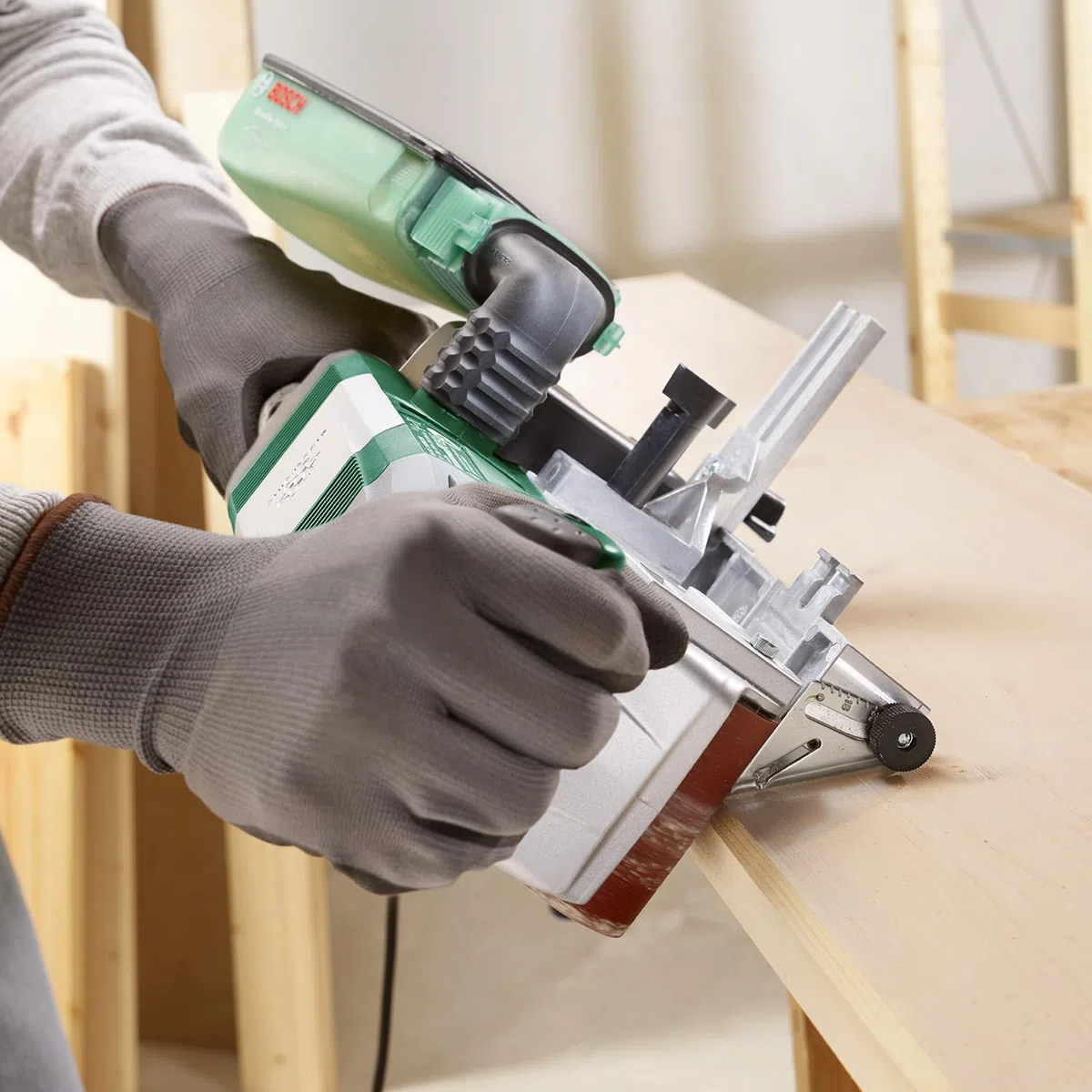 Bosch lijadora de banda PBS 75 AE Set (750 W, velocidad de banda: 200-350 m/min, superficie de lijado: 165 x 76 mm, en maletín)