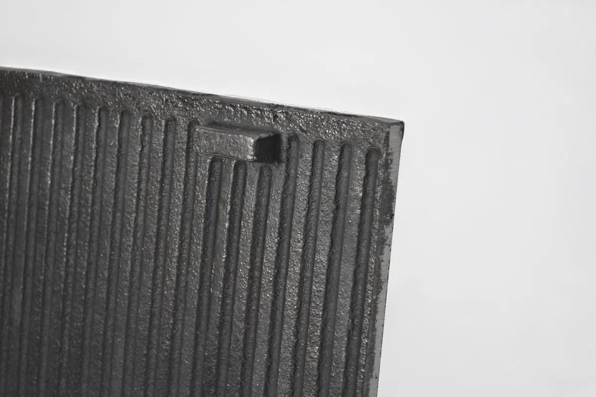 SEZAM - Placa decorativa de hierro fundido para chimenea, duradera, resistente, placa de horno gris, 46,5 x 35 x 0,9 cm