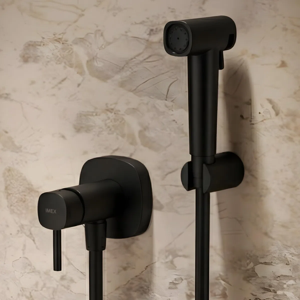 IMEX - Ducha Bidet Agua Fría y Caliente Color Negro Mate | Grifo Bidet Empotrado para WC | Ducha Higiénica Monomando para Inodoro | Grifería Sustituto de Bidé | Serie Toscana