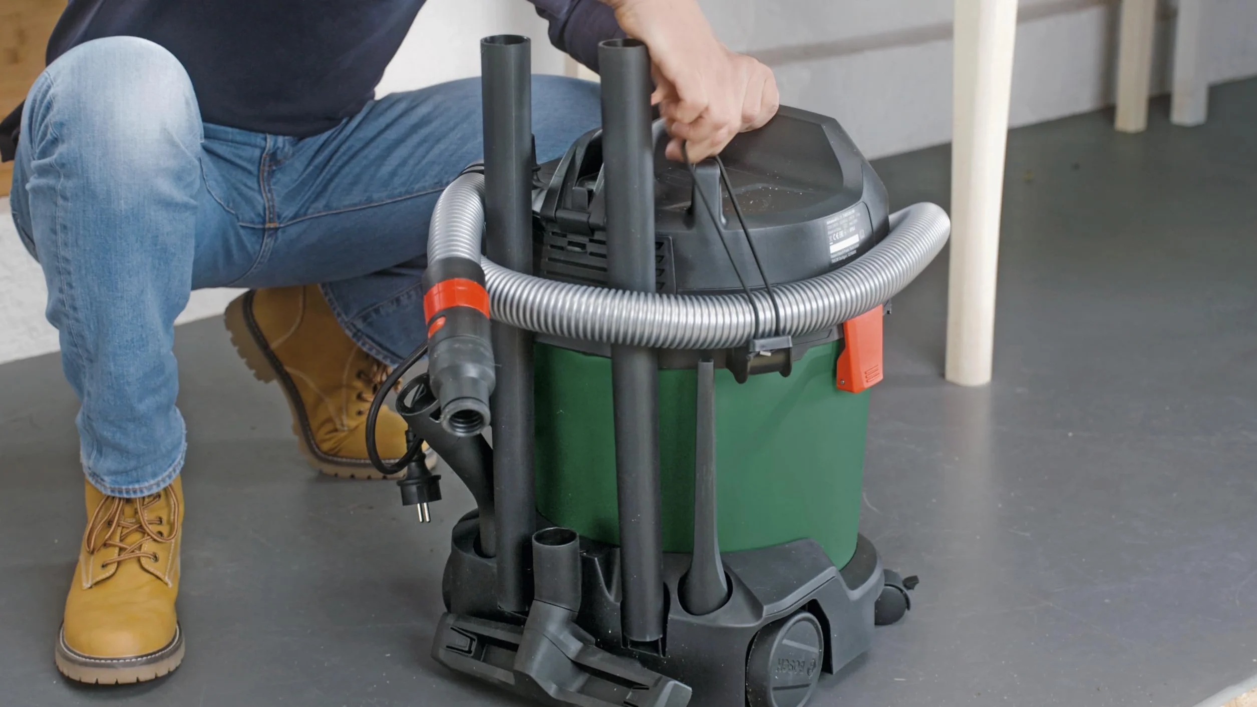 Bosch Aspirador en seco y húmedo AdvancedVac 20 (1200 vatios, Volumen de contenedor de 20 litros, en Caja)